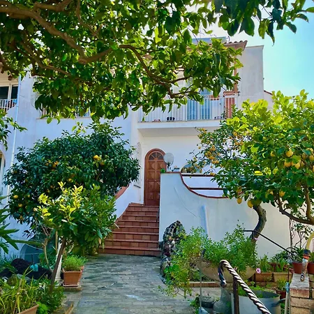 Elke Feriehus Ischia